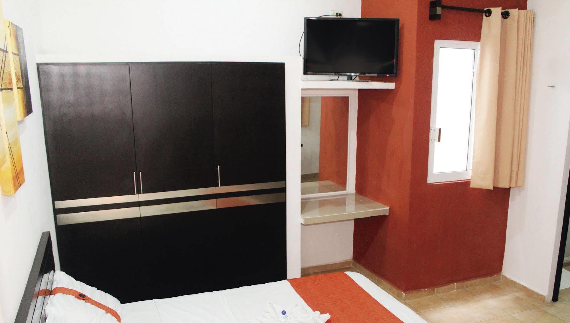 Gayser Apartamentos Valladolid  Exteriör bild
