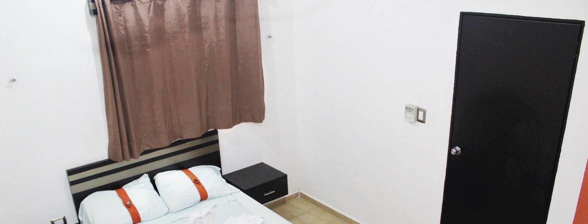 Gayser Apartamentos Valladolid  Exteriör bild