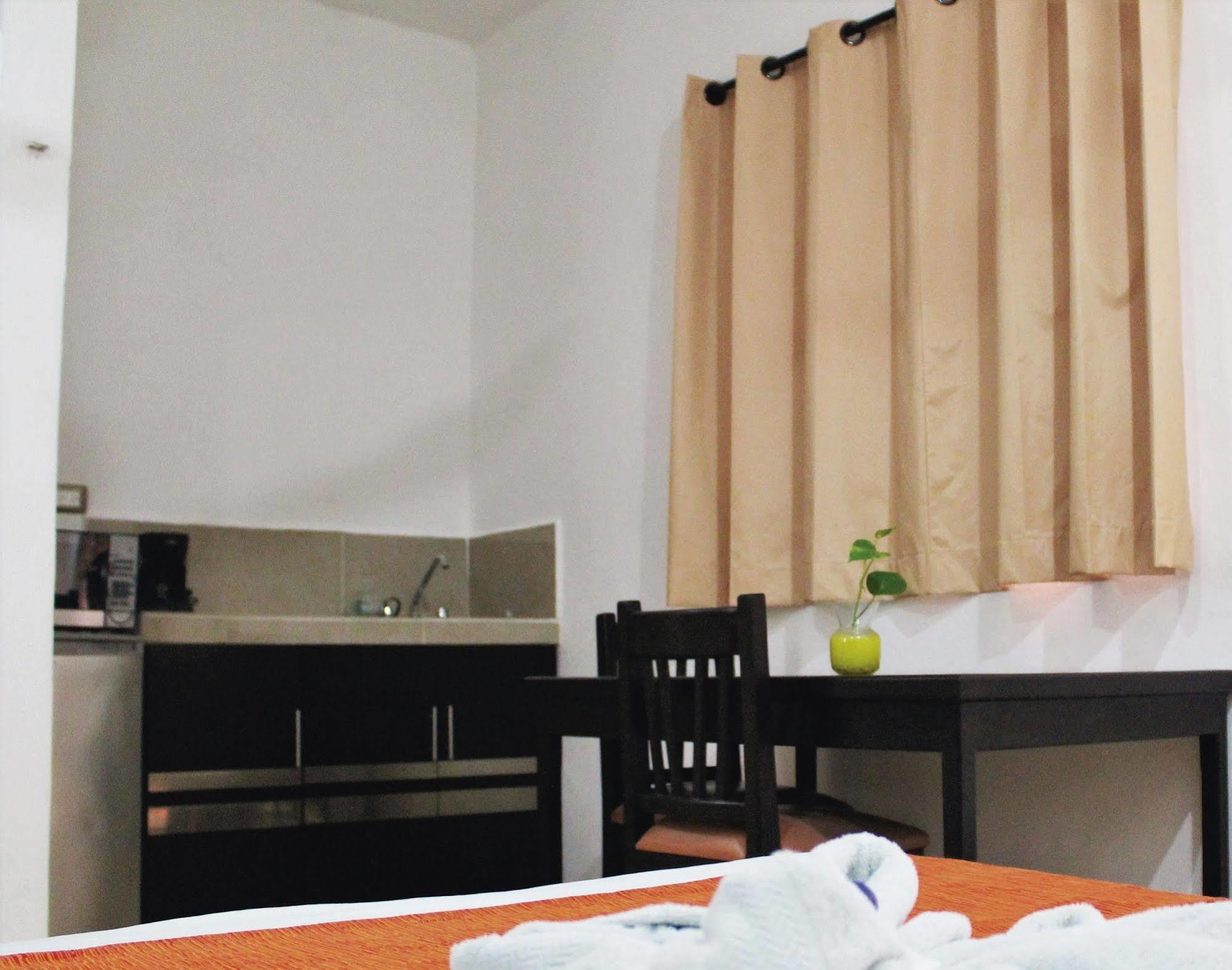 Gayser Apartamentos Valladolid  Exteriör bild
