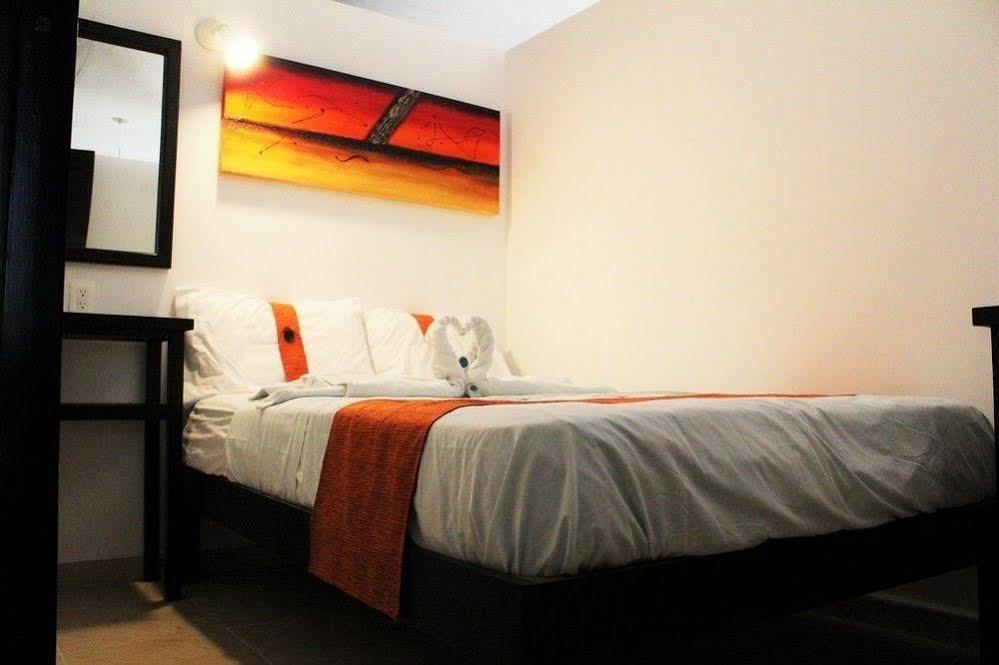 Gayser Apartamentos Valladolid  Exteriör bild